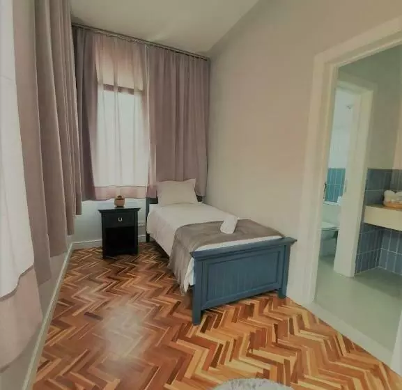 ペンション Paranaguá Lodge