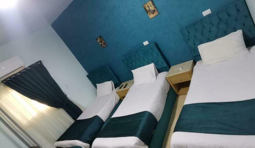 Anubis Kingdom Pyramids