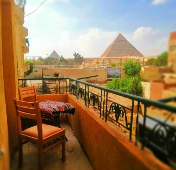 Anubis Kingdom Pyramids