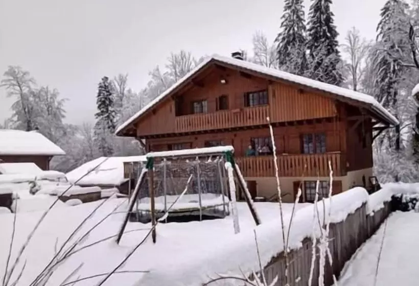 ベッドアンドブレックファースト Chalet Esprit