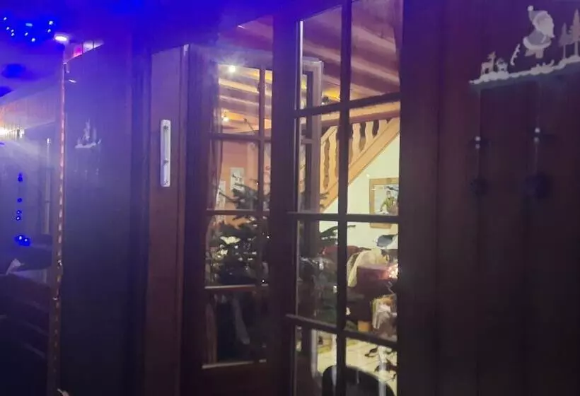 ベッドアンドブレックファースト Chalet Esprit