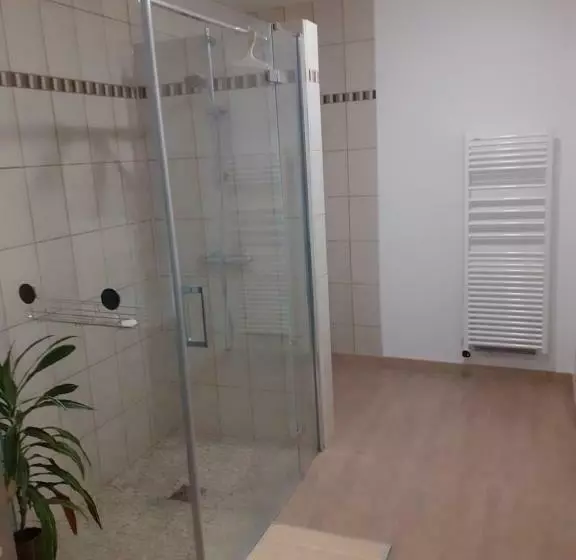 Aamiaismajoitus (B&B) Eclosion De Lumière