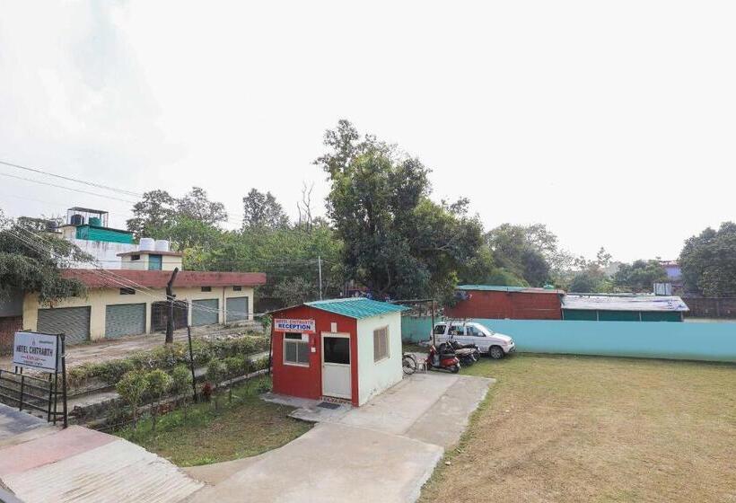 Hotel Oyo 85701 Chitrarth And Party Lawn