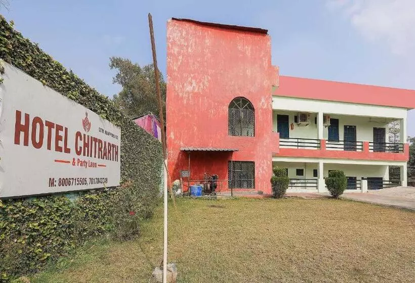 ホテル Oyo 85701  Chitrarth And Party Lawn