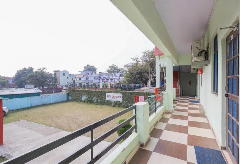 Hotel Oyo 85701 Chitrarth And Party Lawn