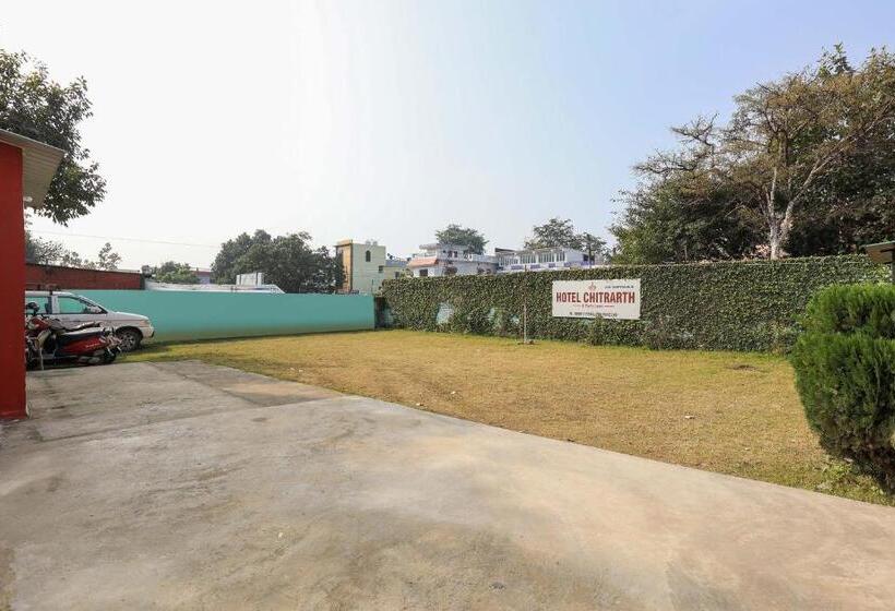 Hotel Oyo 85701 Chitrarth And Party Lawn