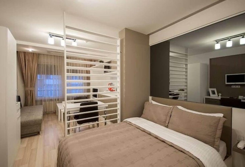 בית מלון כפרי Arwi̇n