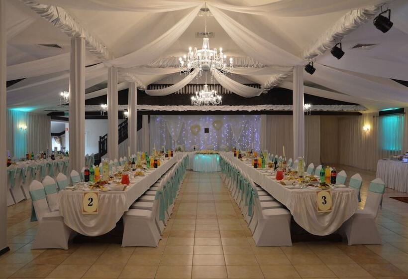 בית מלון כפרי Batory