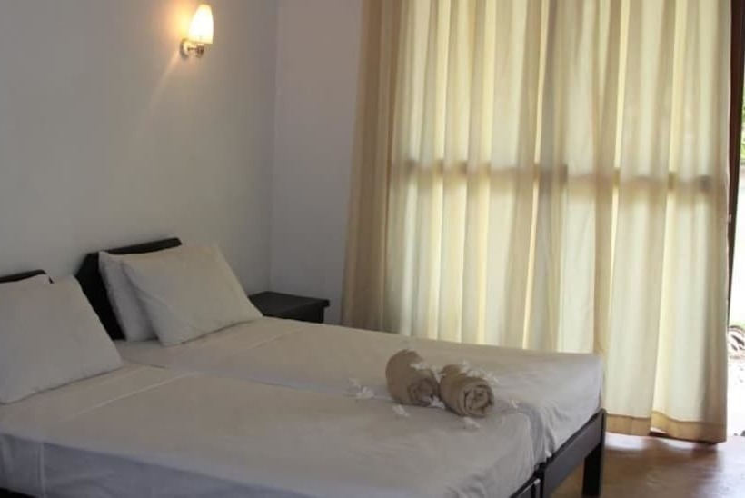 בית מלון כפרי Ceylonica Beach