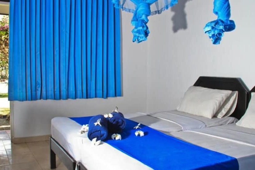 בית מלון כפרי Ceylonica Beach