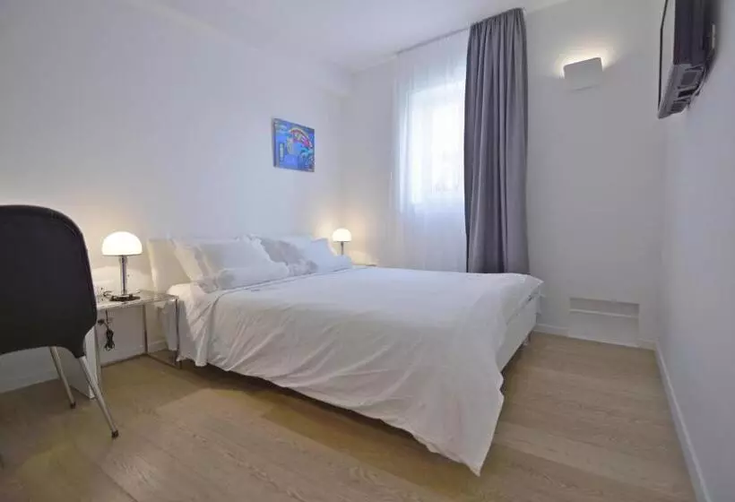 Hotel Divota Apartment