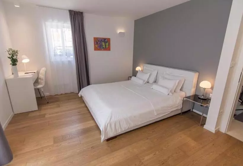 Hotel Divota Apartment