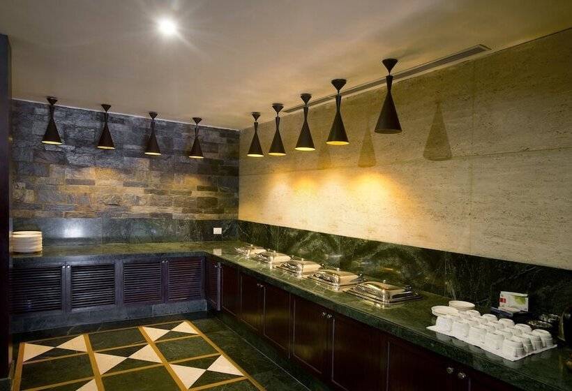 Ganga Lahari By Leisure Hotels