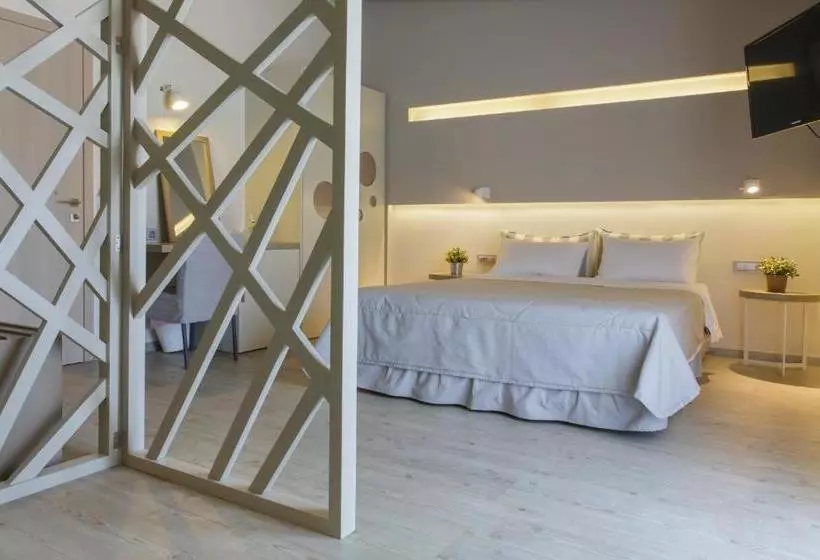 Отель Golden Beach