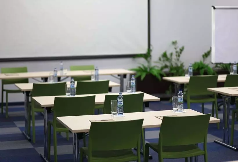 בית מלון כפרי Golden Tulip Międzyzdroje Residence