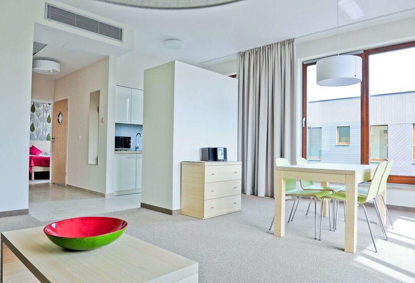 בית מלון כפרי Golden Tulip Międzyzdroje Residence