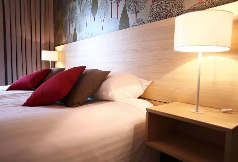 בית מלון כפרי Golden Tulip Międzyzdroje Residence