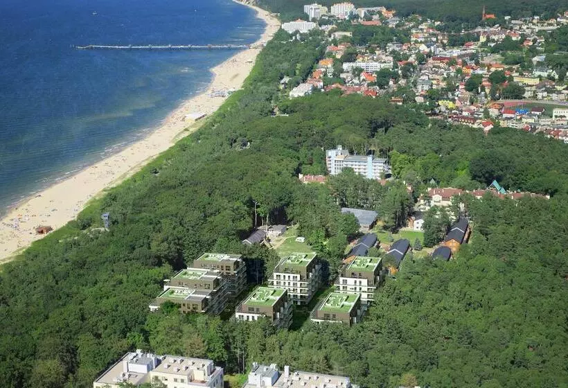 בית מלון כפרי Golden Tulip Międzyzdroje Residence