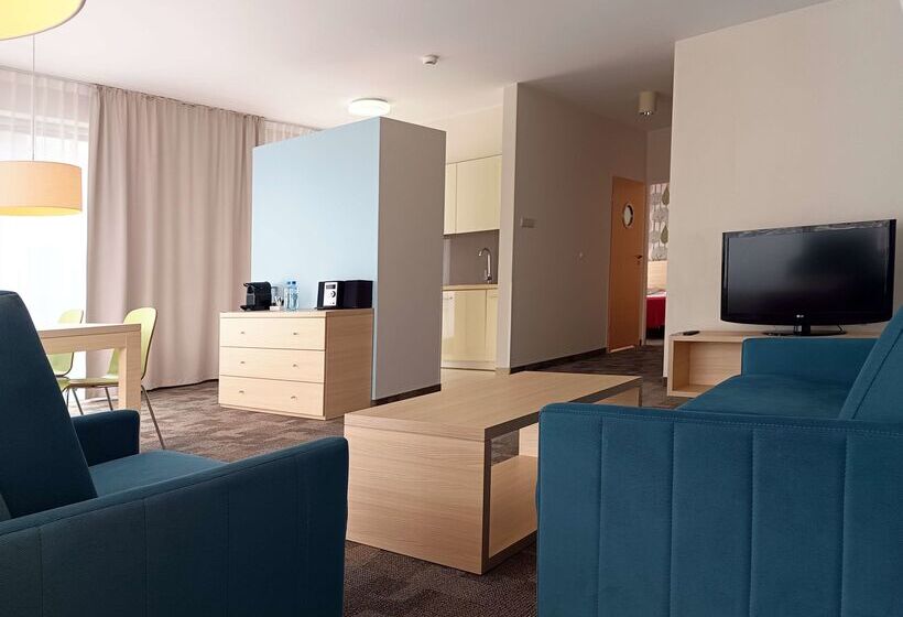 בית מלון כפרי Golden Tulip Międzyzdroje Residence