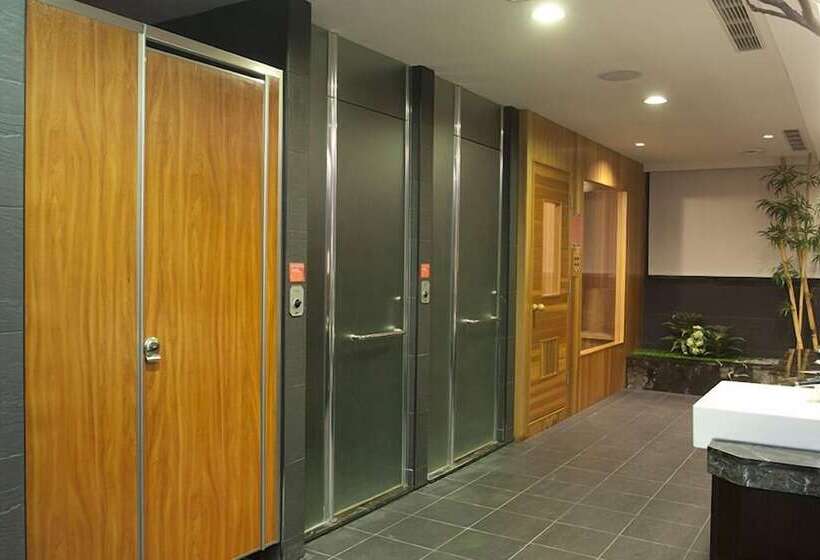 هتل Justwin Grand