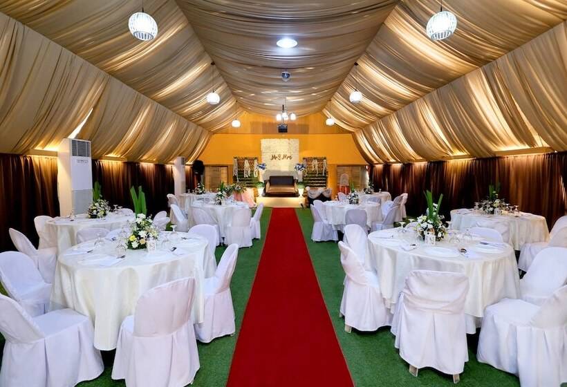 酒店 La Corona De Lipa