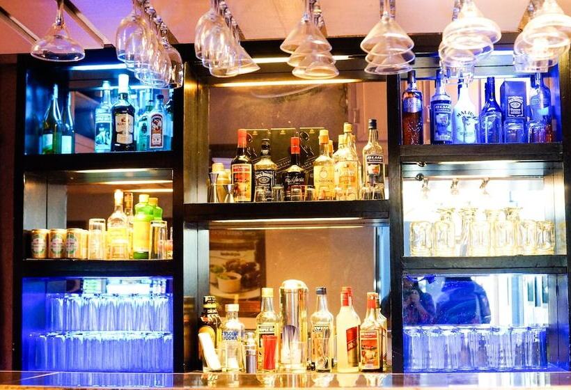 酒店 La Corona De Lipa