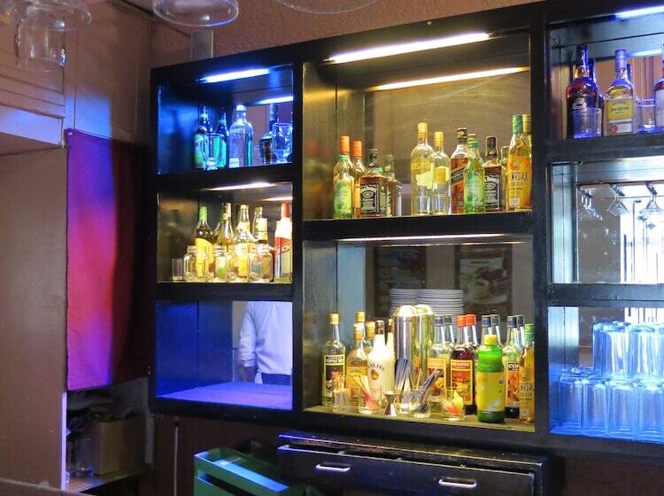 酒店 La Corona De Lipa