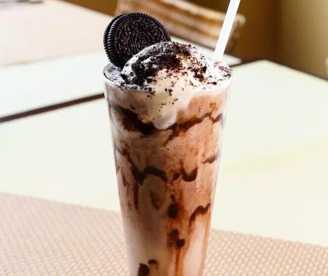 هتل La Corona De Lipa