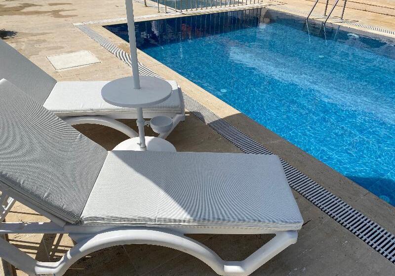 فندق Naturella Apart