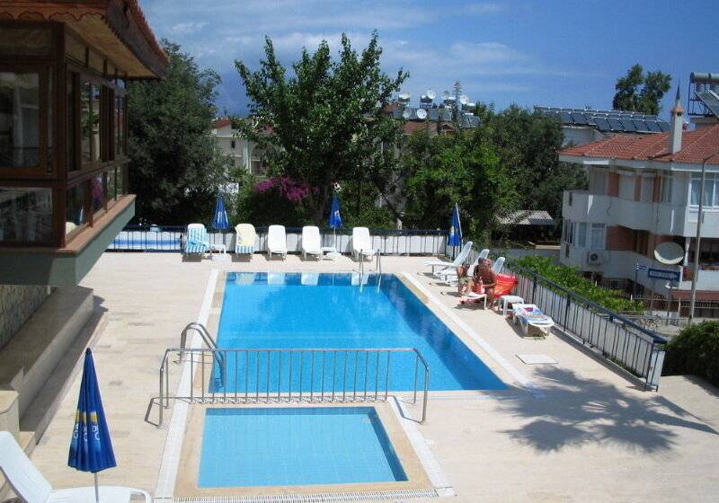 فندق Naturella Apart