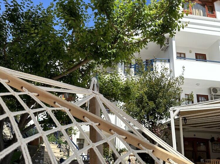 فندق Naturella Apart