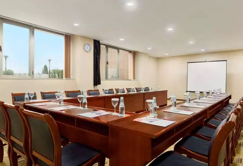 هتل Ramada Plaza By Wyndham Gence