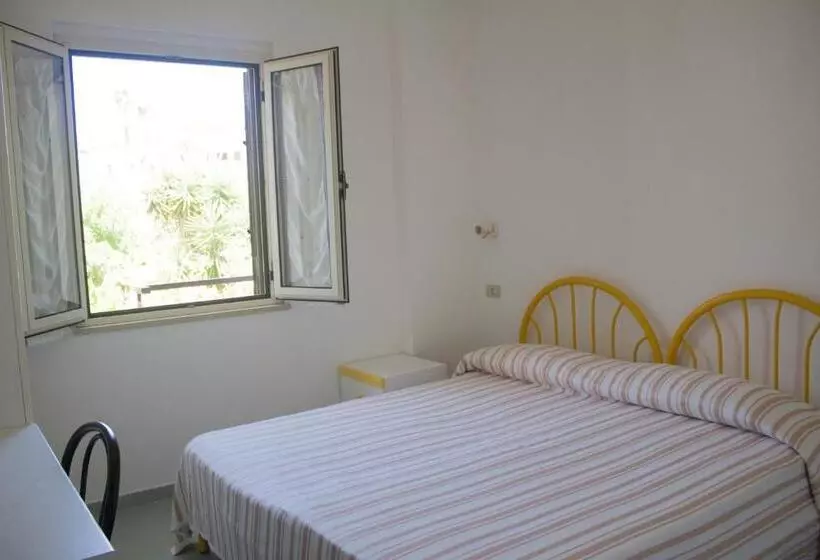 هتل Residence Esmeraldo