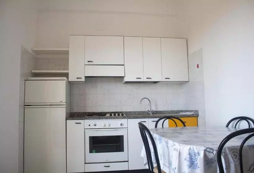 هتل Residence Esmeraldo