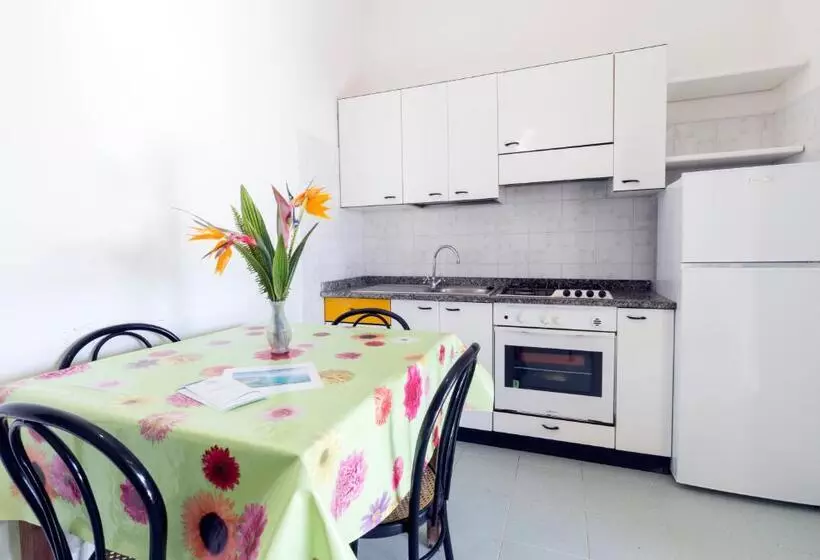 هتل Residence Esmeraldo