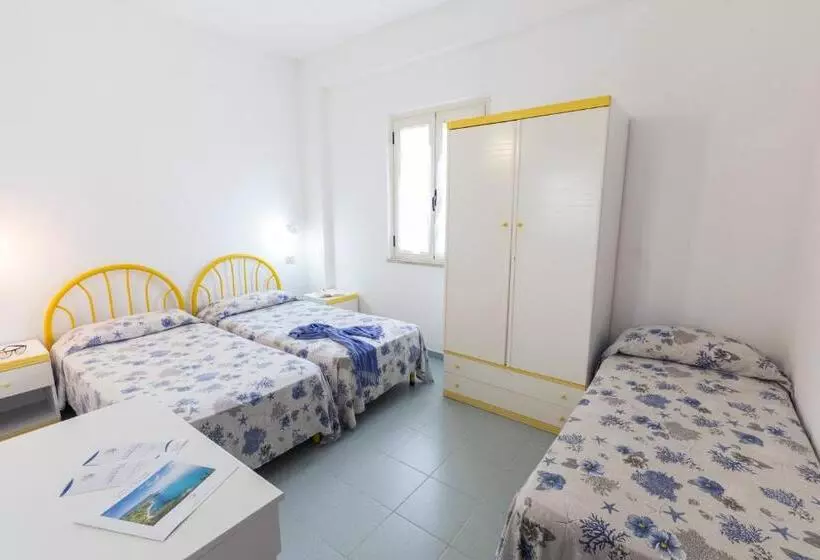 هتل Residence Esmeraldo