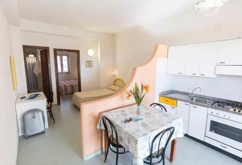 هتل Residence Esmeraldo