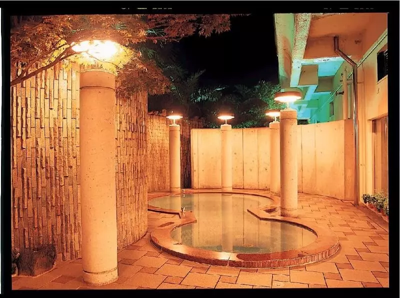 Otel Shirokiya Grand