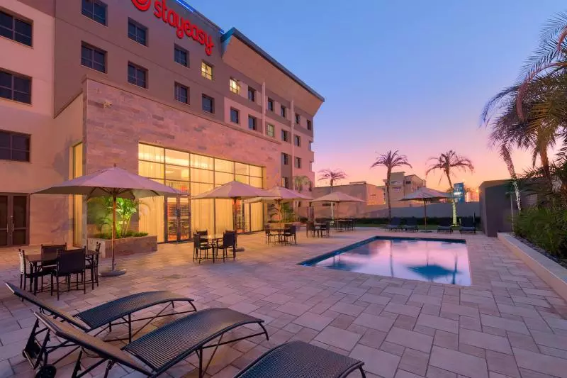 هتل Stayeasy Lusaka