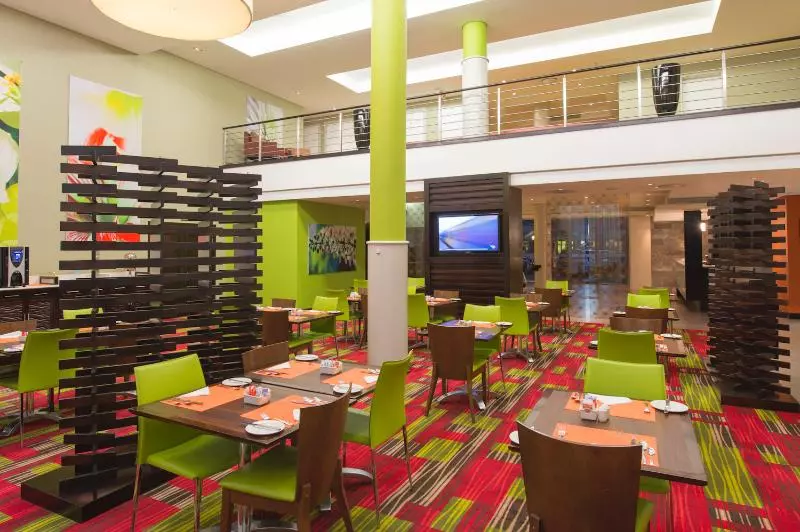 هتل Stayeasy Lusaka