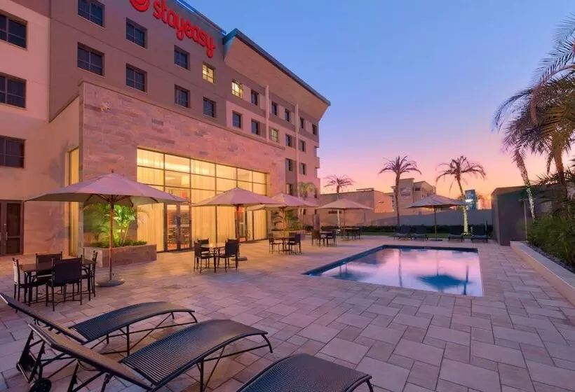 هتل Stayeasy Lusaka