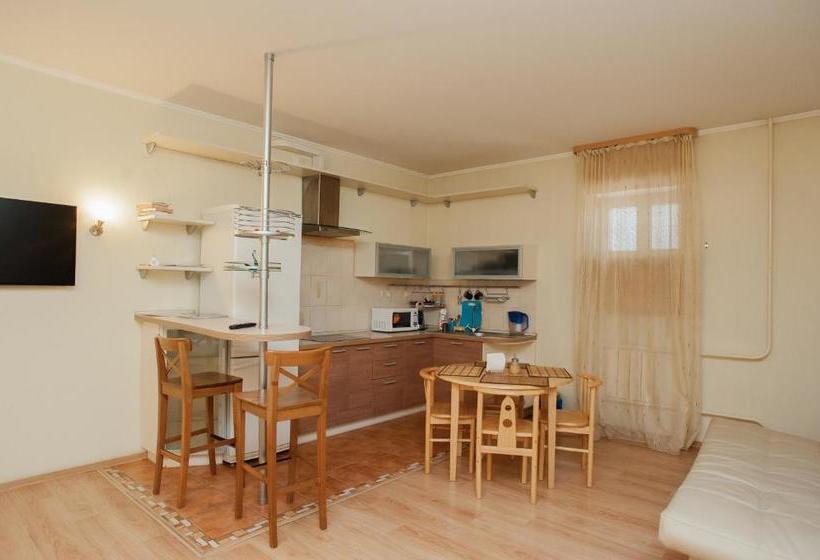 בית מלון כפרי Style