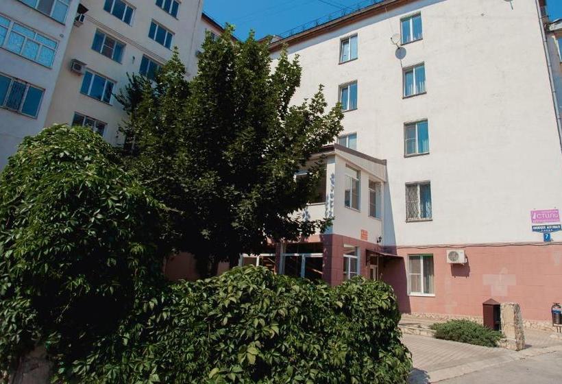 בית מלון כפרי Style