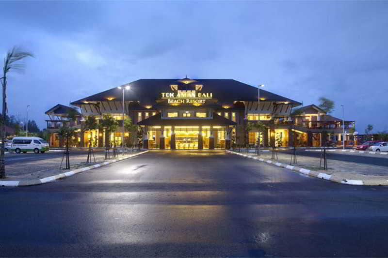 Szálloda Tok Aman Bali Beach Resort @ Beachfront