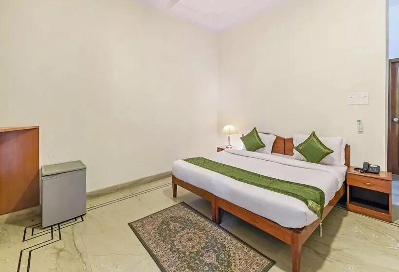 Hotel Treebo Trip The Nest Corporate