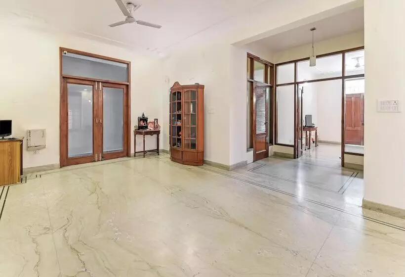 Hotel Treebo Trip The Nest Corporate