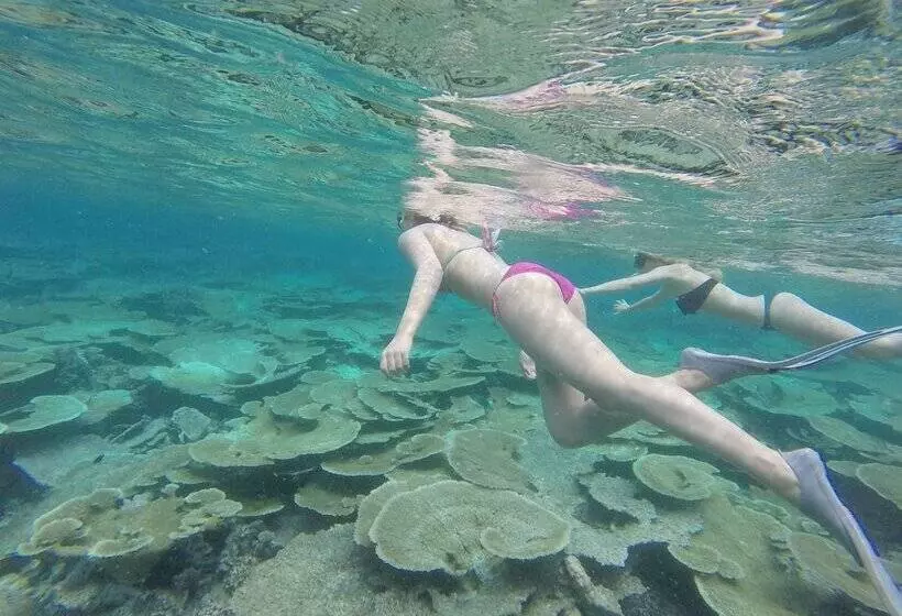 پانسیون Ukulhas Beach Inn