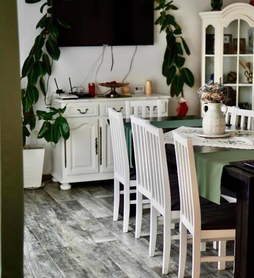 پانسیون Agropa Garden