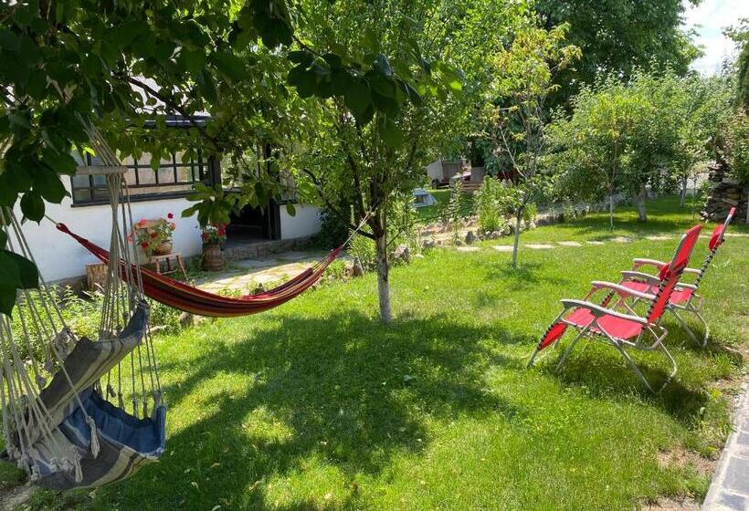 پانسیون Agropa Garden