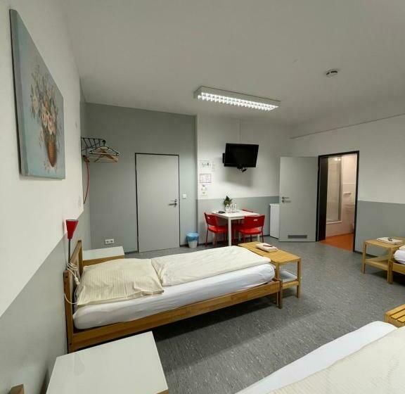 Общежитие Pension Messe